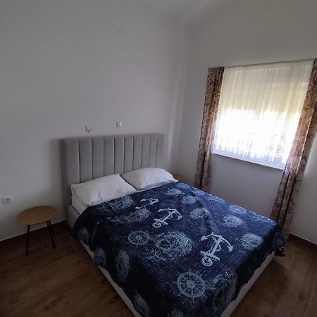 Apartmani Bakran Lopar Esterno foto