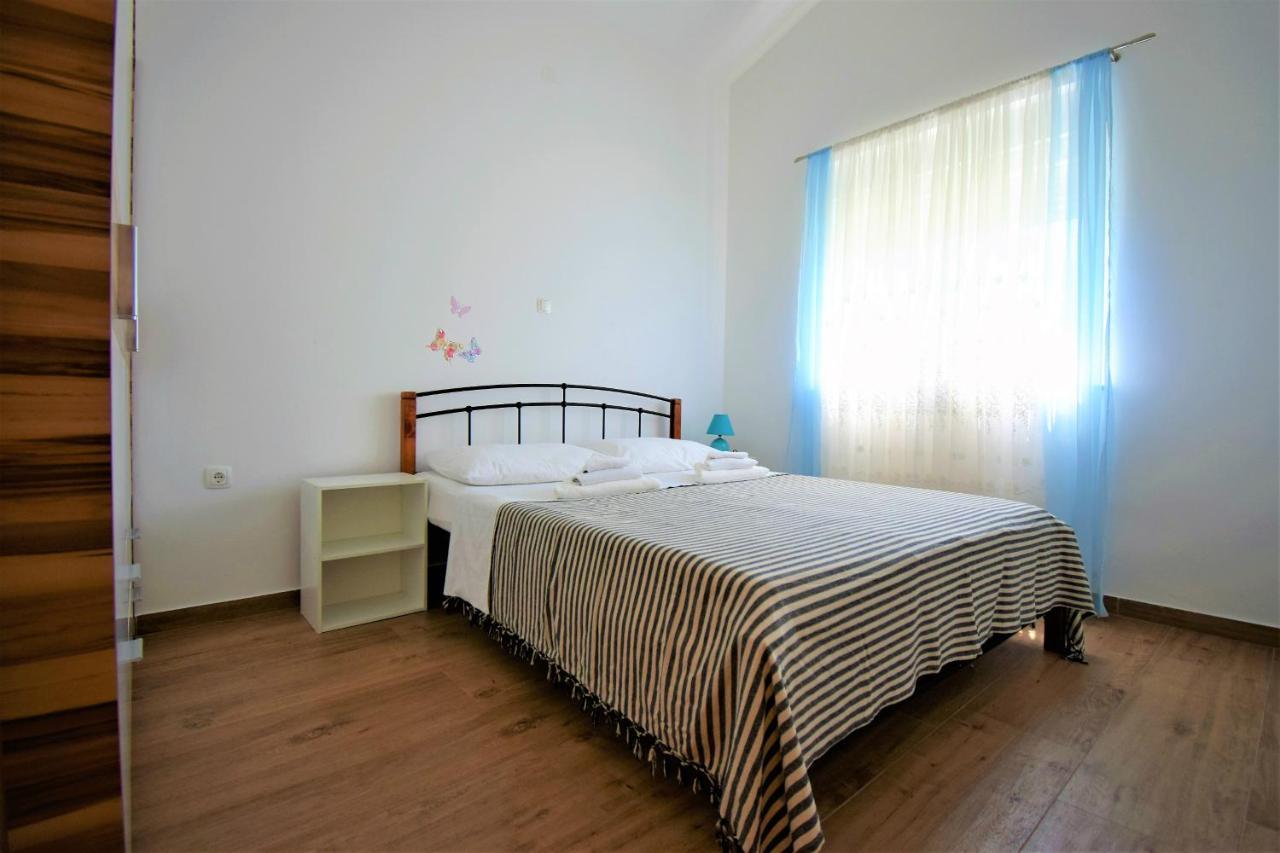 Apartmani Bakran Lopar Esterno foto