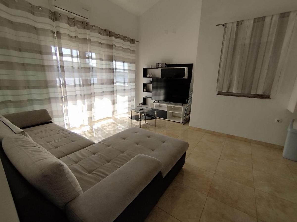 Apartmani Bakran Lopar Esterno foto